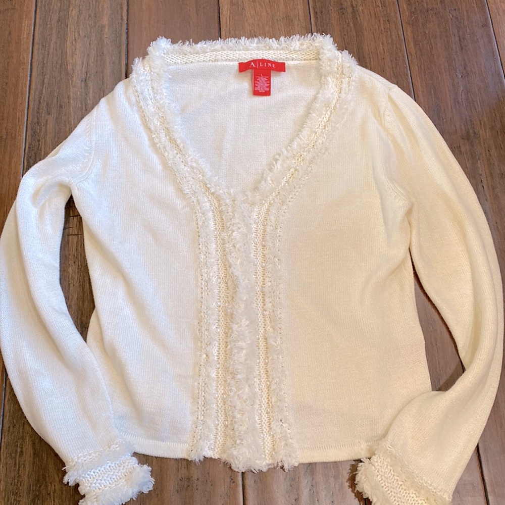 A Line V-neck Cream Sweater